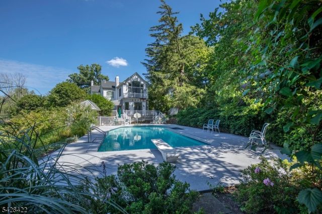 270 Mendham Rd, Bernardsville Boro, NJ 07924
