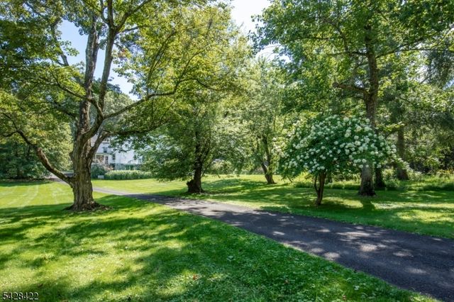 270 Mendham Rd, Bernardsville Boro, NJ 07924