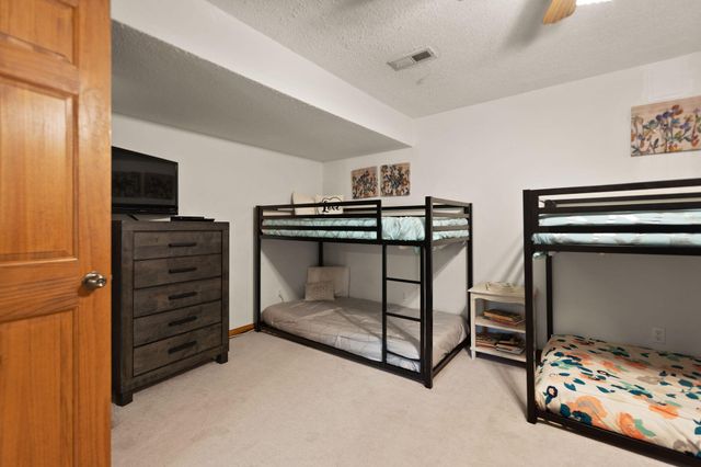 74 Clover Leaf Circle, Burnside, KY 42519