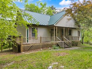 74 Clover Leaf Circle, Burnside, KY 42519