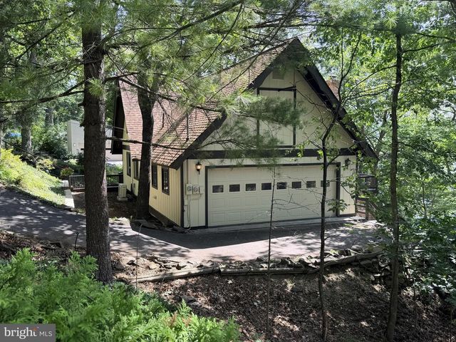 233 SUNSET CIR, Cross Junction, VA 22625