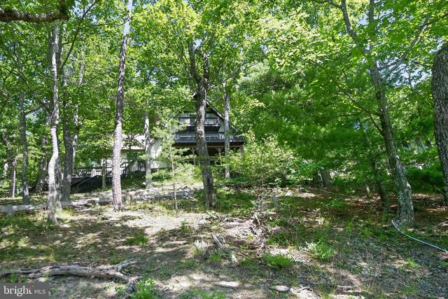 233 SUNSET CIR, Cross Junction, VA 22625