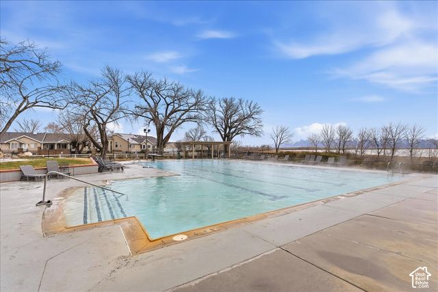 731 S SARATOGA DR, Saratoga Springs, UT 84045