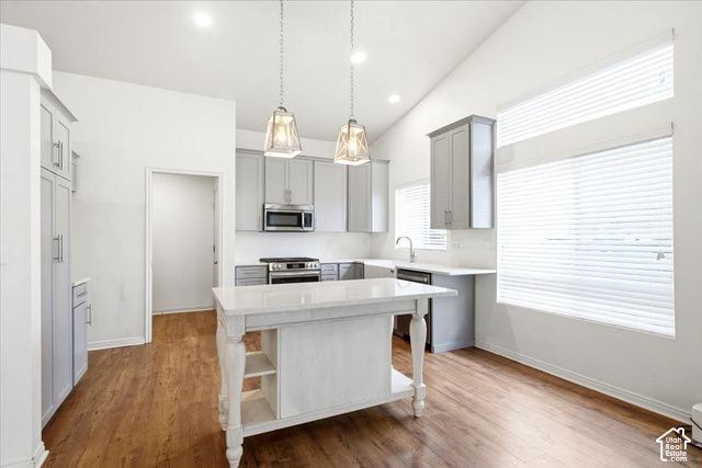 731 S SARATOGA DR, Saratoga Springs, UT 84045