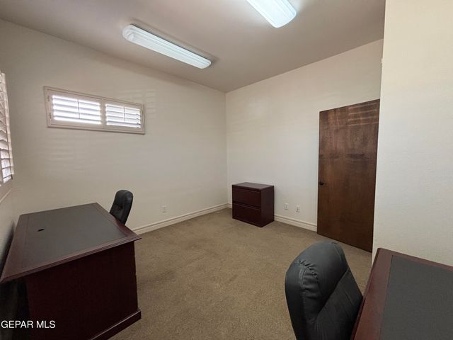 5915 Silver Springs Drive 5, El Paso, TX 79912