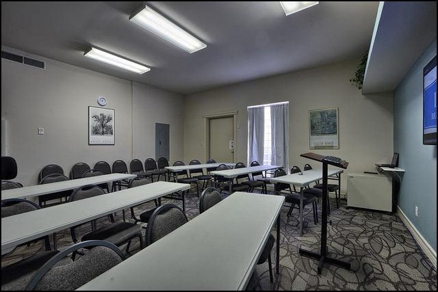 5915 Silver Springs Drive 5, El Paso, TX 79912