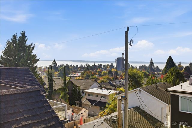5917 B California Avenue SW, Seattle, WA 98136