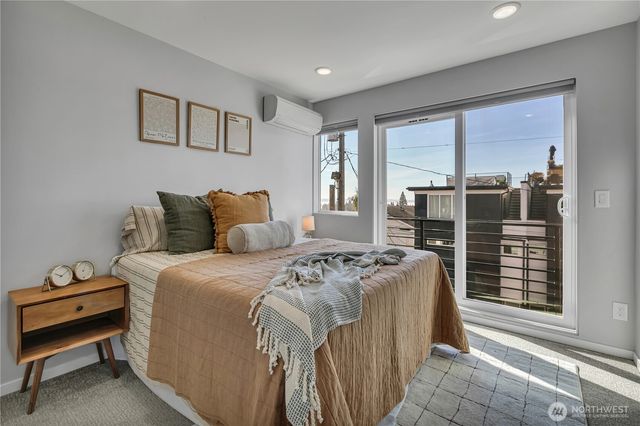 5917 B California Avenue SW, Seattle, WA 98136