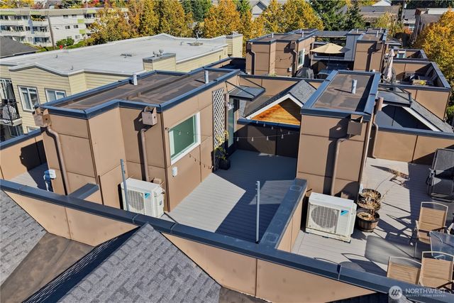 5917 B California Avenue SW, Seattle, WA 98136