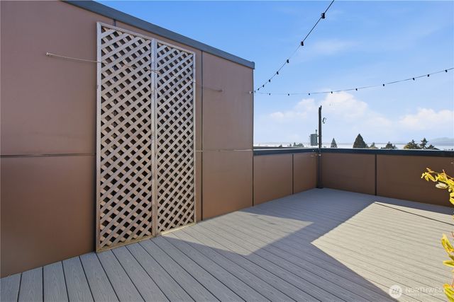 5917 B California Avenue SW, Seattle, WA 98136