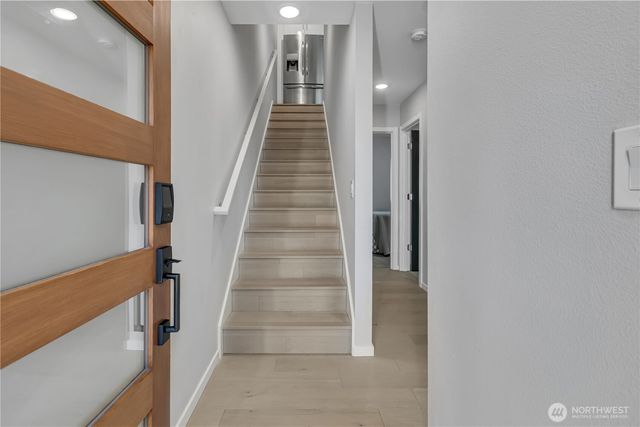 5917 B California Avenue SW, Seattle, WA 98136