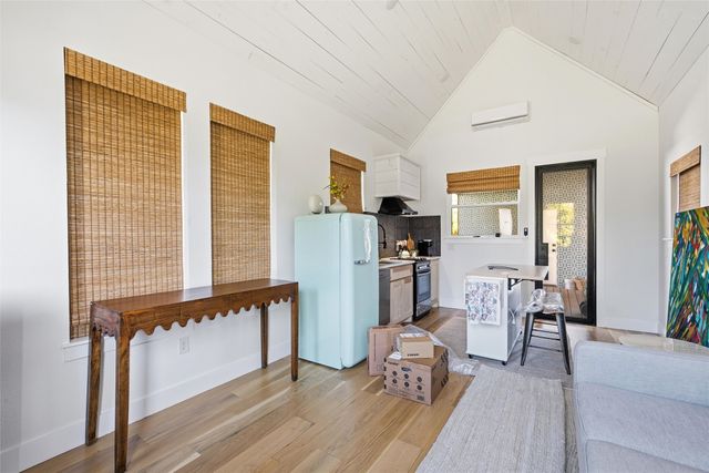 632 S 7th Street, Waco, TX 76706