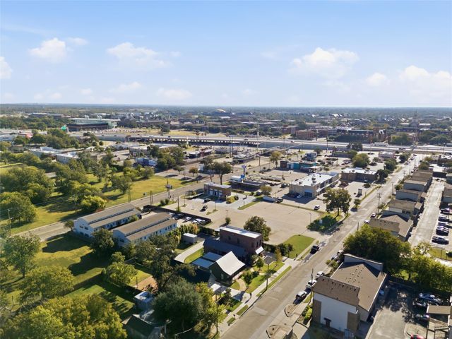 632 S 7th Street, Waco, TX 76706