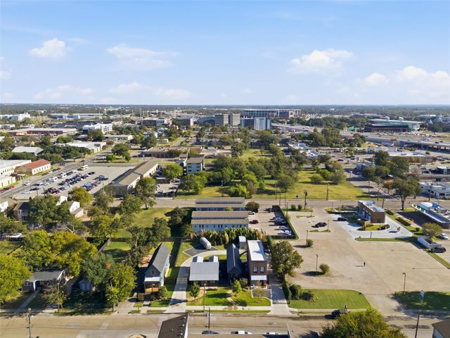 632 S 7th Street, Waco, TX 76706