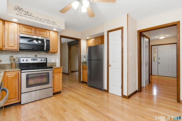 16 Lasky Road, Beacon Falls, CT 06403