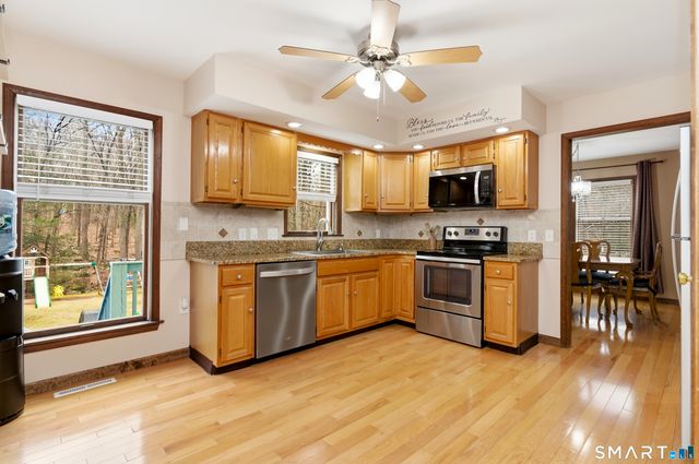 16 Lasky Road, Beacon Falls, CT 06403