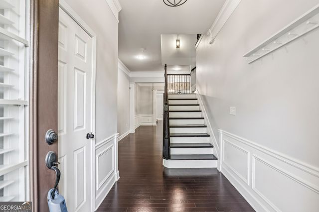 127 Barkley Lane, Sandy Springs, GA 30328