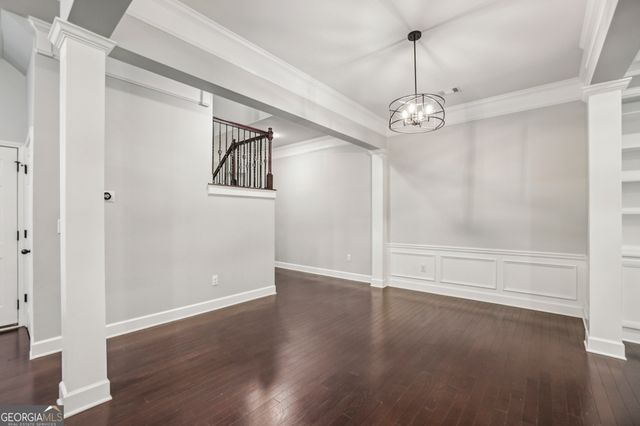 127 Barkley Lane, Sandy Springs, GA 30328
