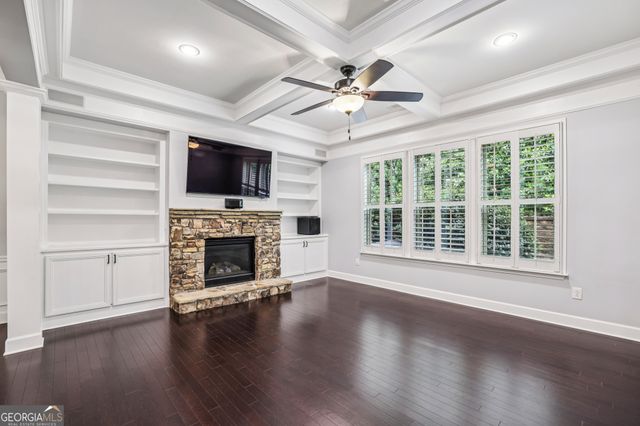 127 Barkley Lane, Sandy Springs, GA 30328