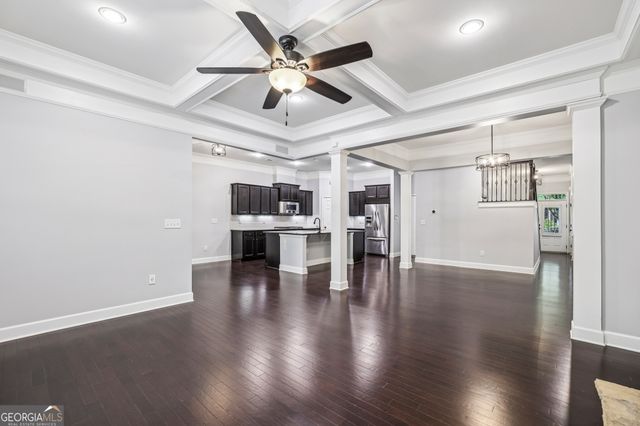 127 Barkley Lane, Sandy Springs, GA 30328
