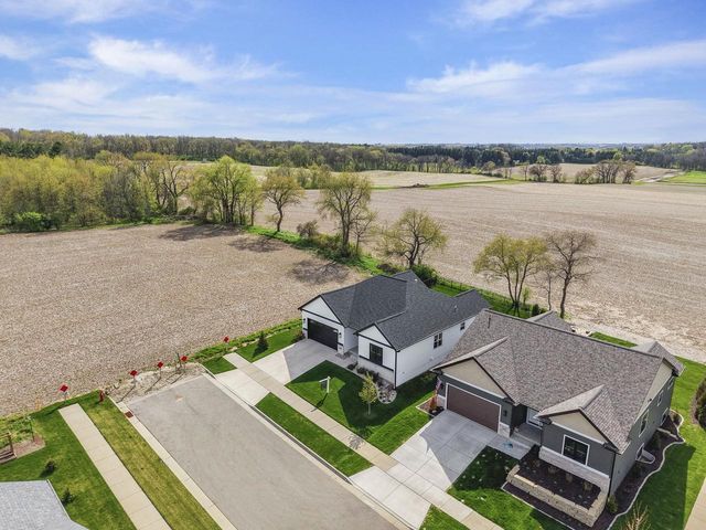 2016 Besra Drive, Verona, WI 53593
