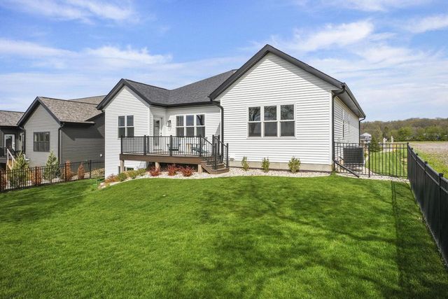 2016 Besra Drive, Verona, WI 53593
