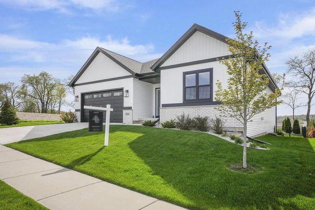 2016 Besra Drive, Verona, WI 53593
