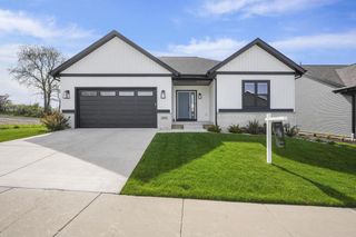 2016 Besra Drive, Verona, WI 53593