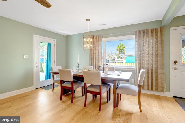 6728 SWARTHMORE DR, Alexandria, VA 22307