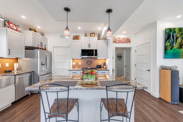 1057 E Harrison Avenue, Fruita, CO 81521