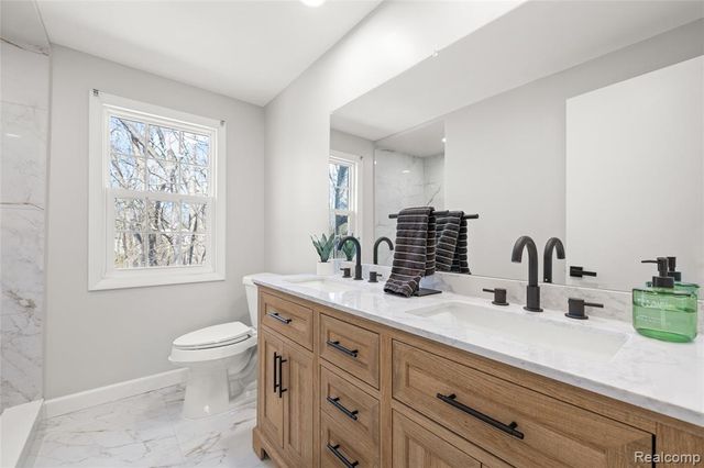 35034 Munger Street, Livonia, MI 48154