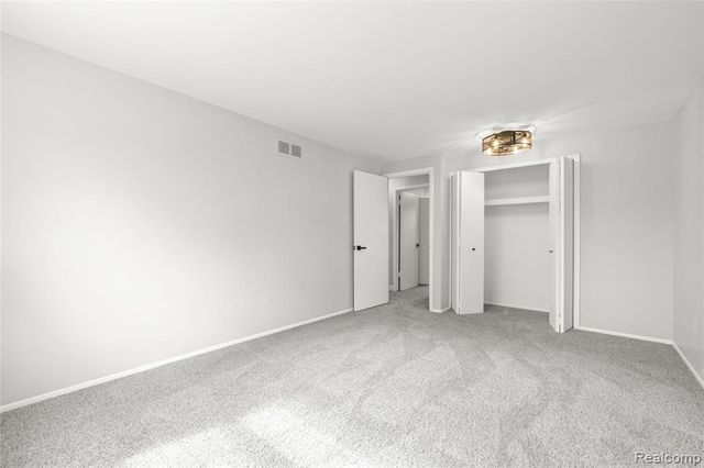 35034 Munger Street, Livonia, MI 48154