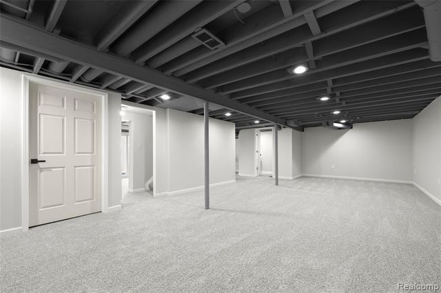 35034 Munger Street, Livonia, MI 48154