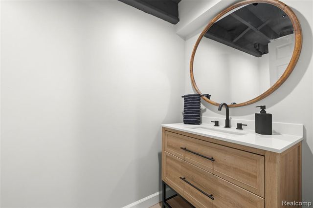 35034 Munger Street, Livonia, MI 48154