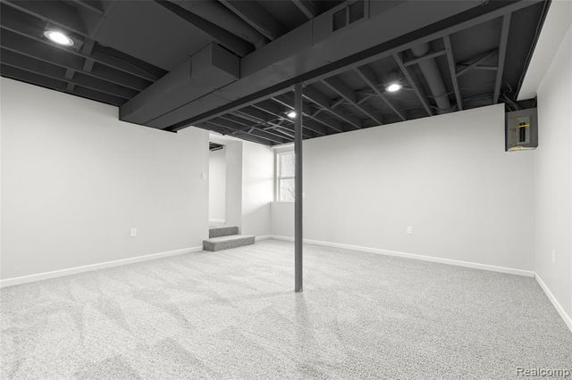 35034 Munger Street, Livonia, MI 48154