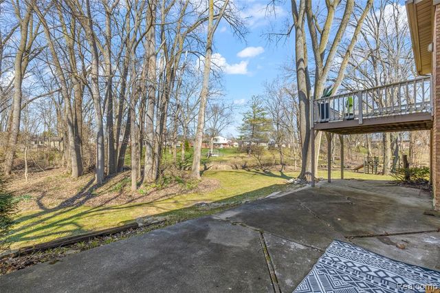 35034 Munger Street, Livonia, MI 48154