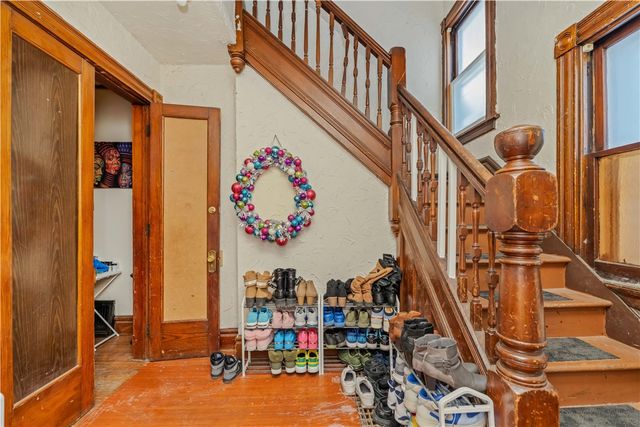 185 Lexington Avenue, Rochester, NY 14613