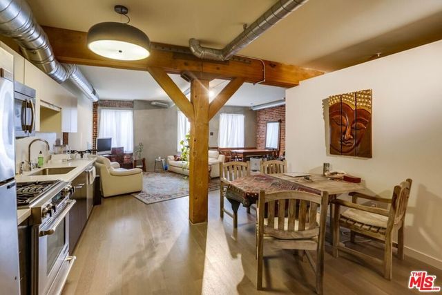 527 Molino Street 310, Los Angeles, CA 90013