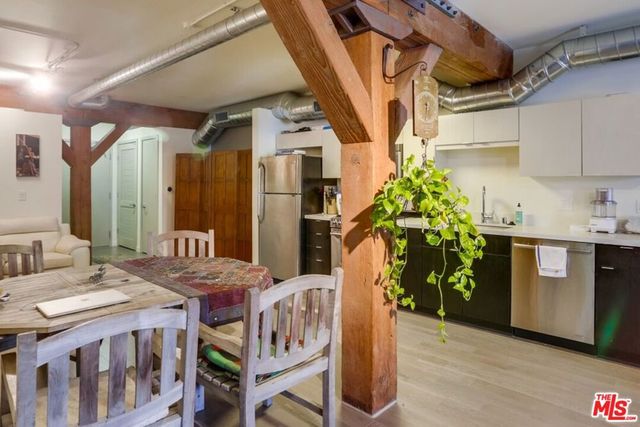 527 Molino Street 310, Los Angeles, CA 90013