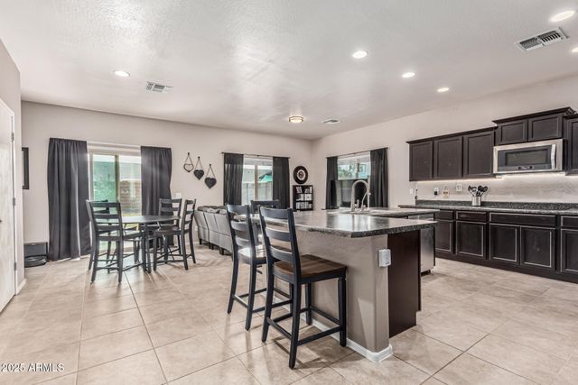 831 S BUENA VISTA Drive, Apache Junction, AZ 85120