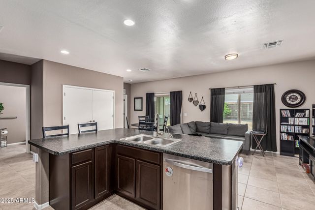 831 S BUENA VISTA Drive, Apache Junction, AZ 85120