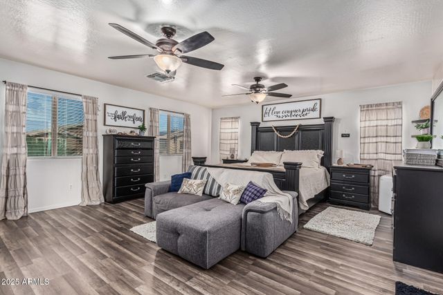 831 S BUENA VISTA Drive, Apache Junction, AZ 85120