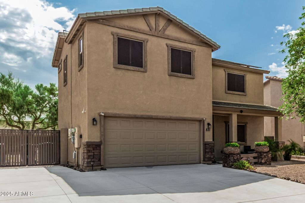 831 S BUENA VISTA Drive, Apache Junction, AZ 85120 — photo 4