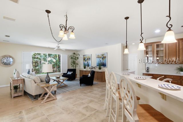 4 Screven Ct, Bluffton, SC 29909