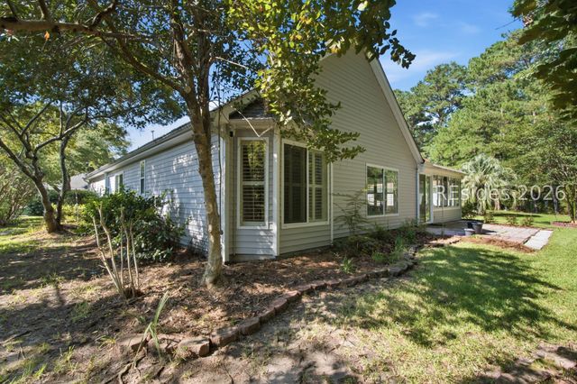 4 Screven Ct, Bluffton, SC 29909