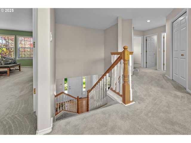 305 Sw 169TH Pl, Beaverton, OR 97006