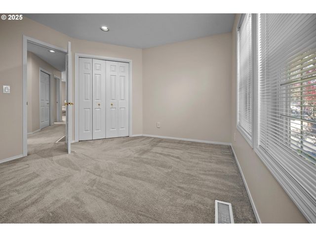 305 Sw 169TH Pl, Beaverton, OR 97006