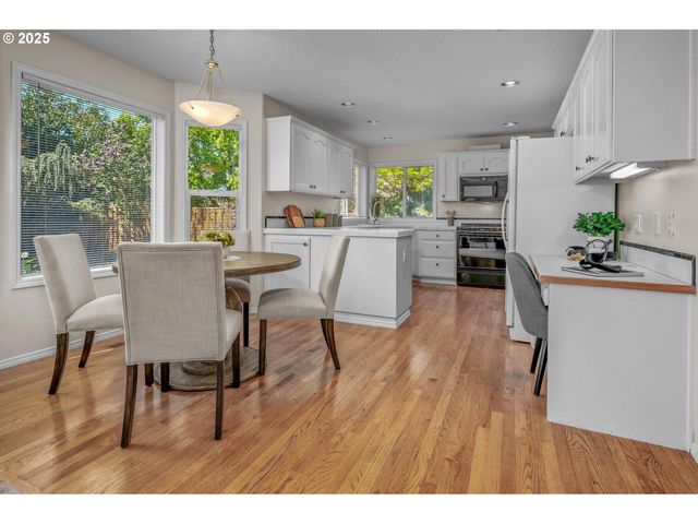 305 Sw 169TH Pl, Beaverton, OR 97006