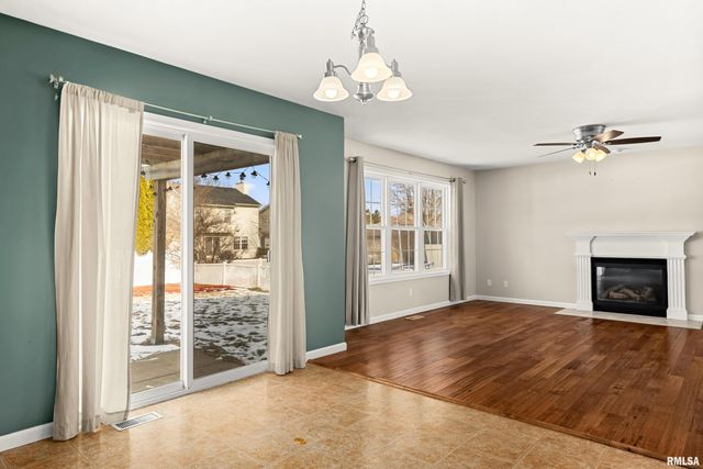 1941 COLT Drive, Washington, IL 61571