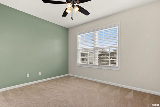 1941 COLT Drive, Washington, IL 61571